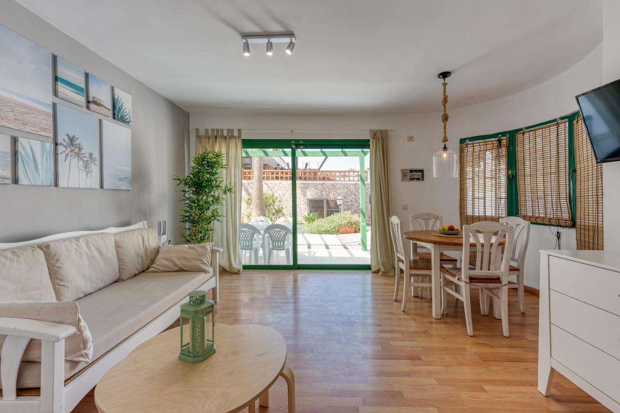 Homeforguest Apartment With Pool And Terrace 1 Min From The Beach Corralejo Esterno foto