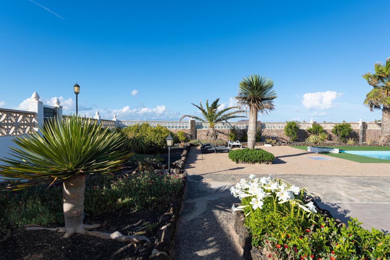 Homeforguest Apartment With Pool And Terrace 1 Min From The Beach Corralejo Esterno foto
